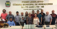 Familiares do Ex-vereador Balduino Wottrich visitam a Câmara de Vereadores